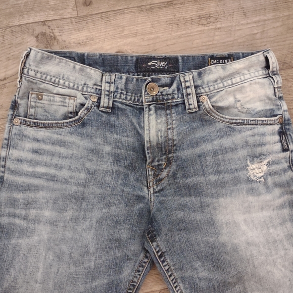 EUC Silver distressed Zac jeans - Picture 3 of 11